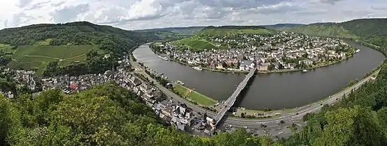 Trarbach (links), Traben (rechts)