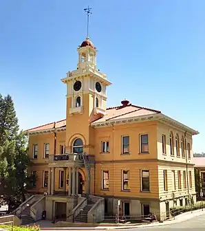 Tuolumne County Courthouse, gelistet im NRHP Nr. 81000182