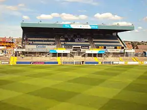 Der Uplands Stand im Memorial Stadium