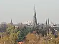 Blick Richtung Innenstadt (von links): Peterkirche, NWZ-Hochhaus, Lambertikirche, Garnisonkirche, Finanzamt