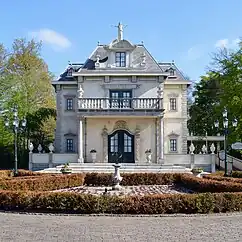 Außenansicht der Villa Volta