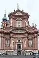 Katholische Neumünsterkirche, ehemaliges Kollegiatstift, erste Bischofskirche über den Gräbern der Frankenheiligen im 8. Jahrhundert, 855 Zerstörung, Neugründung als Stift St. Johannes, Maria und Kilian 1060, katholische Pfarrkirche Neumünster seit 1808