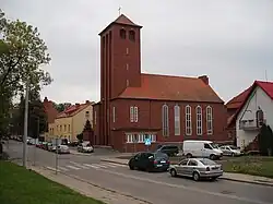 Die Heiligkreuzkirche in Węgorzewo (Angerburg) im Jahr 2012