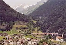 Wassen mit mittlerer Meienreussbrücke