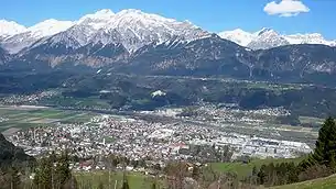 Blick auf die Marktgemeinde Wattens