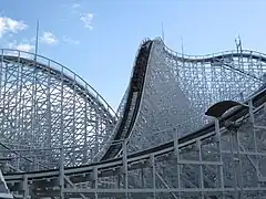 Der White Cyclone (Nagashima Spa Land)