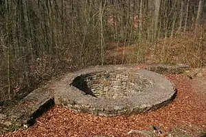 Reste des Rundturms der Wittekindsburg bei Rulle