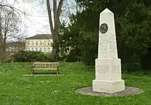 Katharina-Obelisk in den Hohenheimer Gärten (2008)