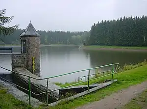 Blick über den Stausee