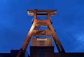 Doppelbock Schacht 12 Zeche Zollverein