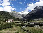 Mittlerer Zemmgrund mit Waxeggalm-Gründen und Alpenrosenhütte