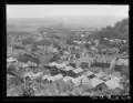 Stadtzentrum mit dem Stahlwerk im Hintergrund, 1938 (Photo von Arthur Rothstein)