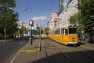 Tramlinio 2 en Budapeŝto (2008)