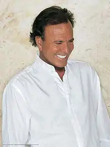 Julio Iglesias en la jaro 2008