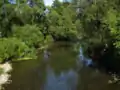 la alfluejo de la loka rivereto Wetschaft en la riveron Lahn