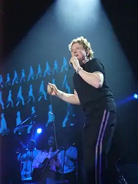 Mick Hucknall (grupo Simply Red)