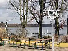 Lago kaj restoracio "Müggelsee-Terasoj Rübezahl"