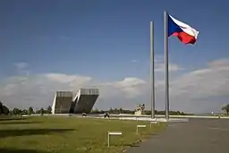 Nacia monumento de la dua mondmilito en Hrabyně