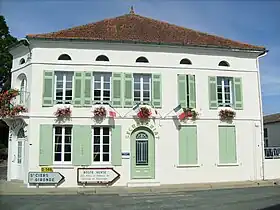 La urbodomo de Saint-Bonnet-sur-Gironde