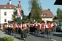 figuro de la biblia giganto Ŝimŝono en loka festo