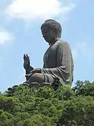 Statuo de Budho sur la insulo Lantau