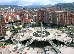 Gurutzetako Plaza.