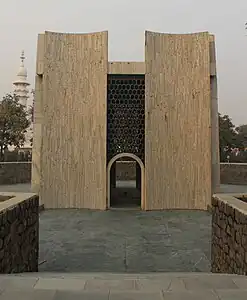 Husainen mausoleo Jamia Millia Islamia-n