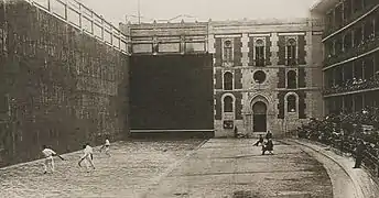 Zesta punta partida bat 1916an.