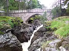 Linn of Dee arroila.