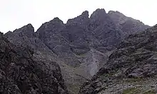 Cuillin mendiak.