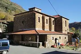 Santa Isabel eliza (Aia auzoan)