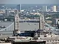 Tower Bridge zubia San Paulo Katedraletik.