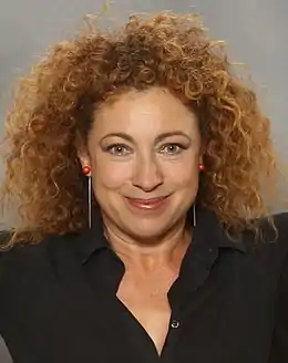 Alex Kingston vuonna 2017.