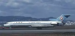 Onnettomuuskoneen kaltainen ANA:n Boeing 727.