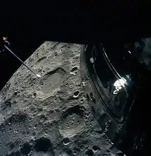 Apollo 13:n miehistön ottama kuva Kuusta ohilennon aikana.