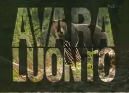 Avaran luonnon logo harmaakarhua käsittelevän dokumentin alussa.