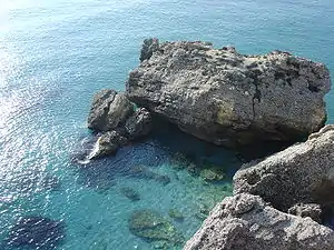 Nerja, rantaa.