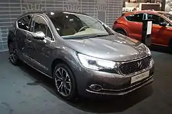 DS 4