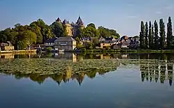 Château de Combourg ja Lac Tranquille