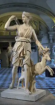 Versailles’n Diana (Artemis), roomalainen kopio (1. vuosisata/100-luku jaa.) alkuperäisestä.