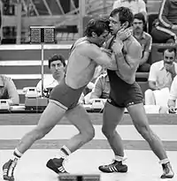 Ferenc Kocsis (vas.} ja Anatoli Bykov painivat Moskovan olympialaisissa 1980.