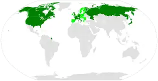 G8-valtiot (tummanvihreällä) ja G8:n ulkopuolella olevat Euroopan unionin jäsenvaltiot (vaaleanvihreällä) maailmassa.