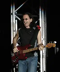 Geddy Lee Milanossa syyskuussa 2004.