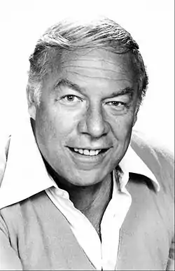 George Kennedy vuonna 1975