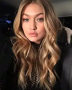 Gigi Hadid vuonna 2015.