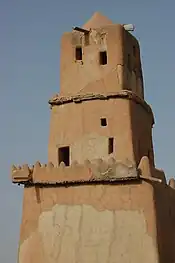 Gobaraun minareetti on kaupungin symboli.