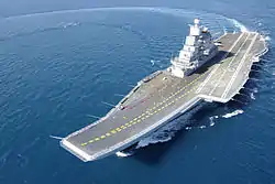 INS VIkramaditya, ainoa nykyisin käytössä oleva Kiova-Luokan alus.