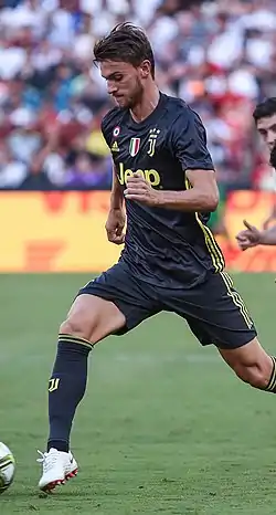 Rugani playing for Juventus in 2018, Rugani avec la Juventus en 2018, Rugani in azione per la Juventus nel 2018, Rugani en la Juventus (2018), Rugani pela Juventus em 2018 ja Rugani (2018)