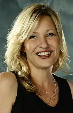 Joey Lauren Adams vuonna 2015.