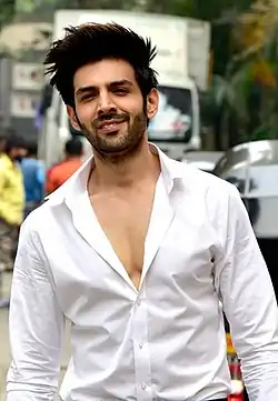 Kartik Aaryan vuonna 2019.